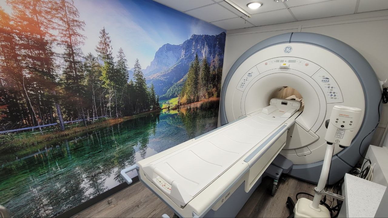 Mobile MRI trailer