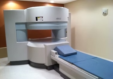 Hitachi Airis II 0.3T Open MRI